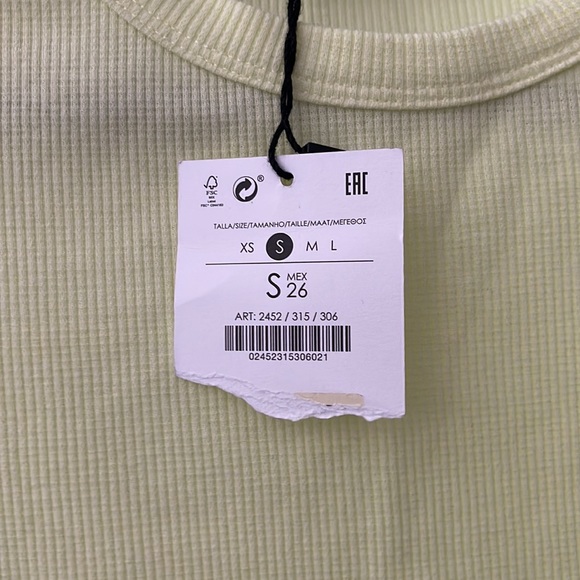 Bershka Yellow Long Sleeve Roundneck Top - Picture 6 of 6